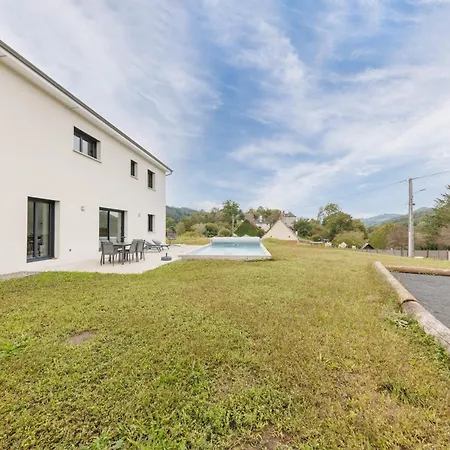 Holiday home Maison De Maud - Piscine Privee Ydes