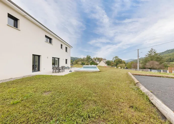 Holiday home Maison De Maud - Piscine Privee Ydes